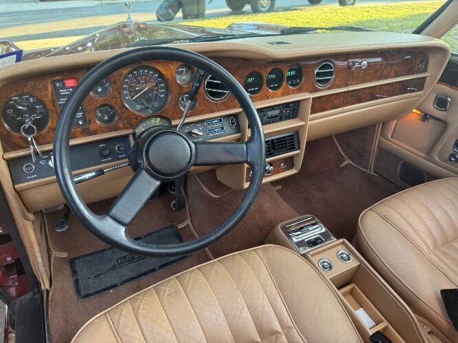1985 Rolls-Royce Corniche