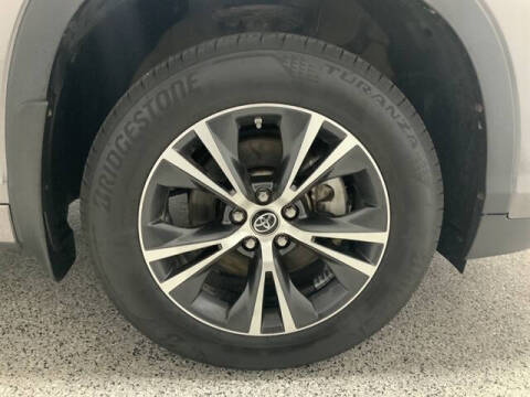 2018 Toyota Highlander LE