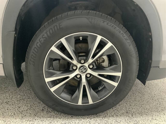 2018 Toyota Highlander LE