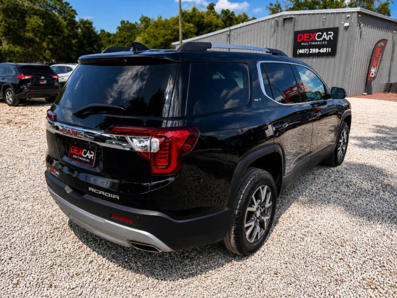 2023 GMC Acadia SLT