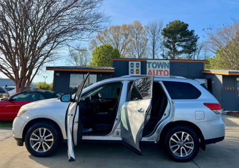 2013 Nissan Pathfinder SV