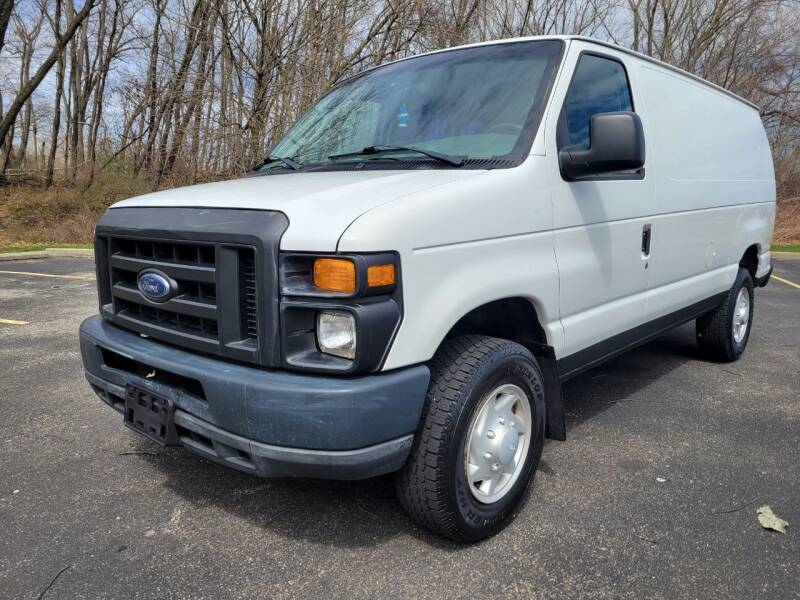 2008 Ford E-Series for sale at Spectra Autos LLC in Akron OH