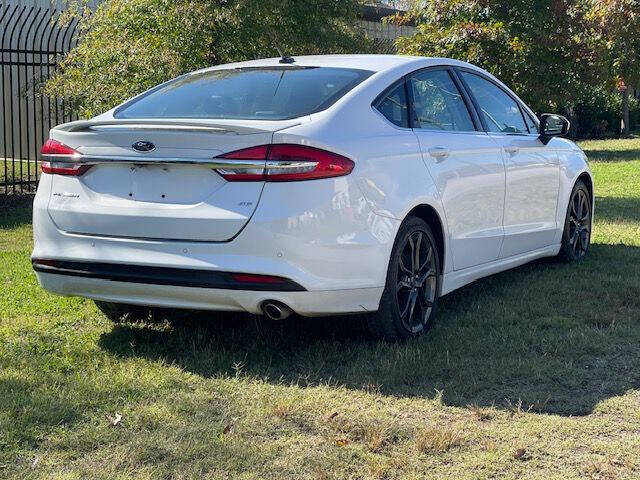 2018 Ford Fusion SE