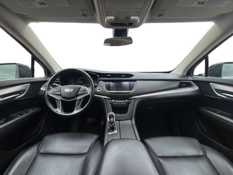 2018 Cadillac XT5 Premium Luxury