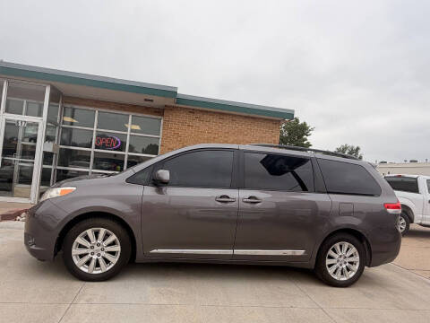 2011 Toyota Sienna XLE 7-Passenger