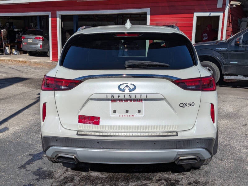 2019 Infiniti QX50 Essential