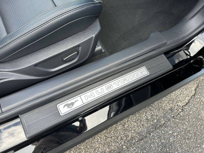 2025 Ford Mustang EcoBoost Premium