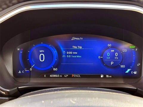 2020 Ford Escape Hybrid Titanium