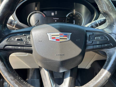 2019 Cadillac XT4 Premium Luxury