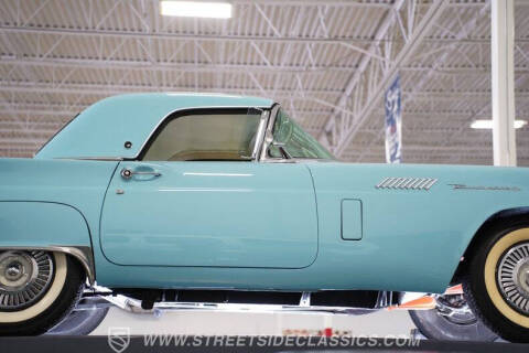 1957 Ford Thunderbird