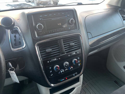 2015 Dodge Grand Caravan SE