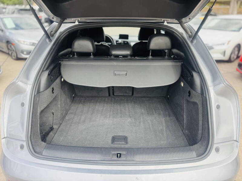 2017 Audi Q3 2.0T Premium