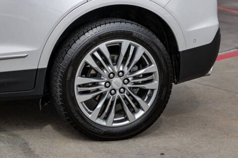 2018 Cadillac XT5 Premium Luxury