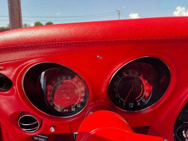 1971 Chevrolet Corvette 32