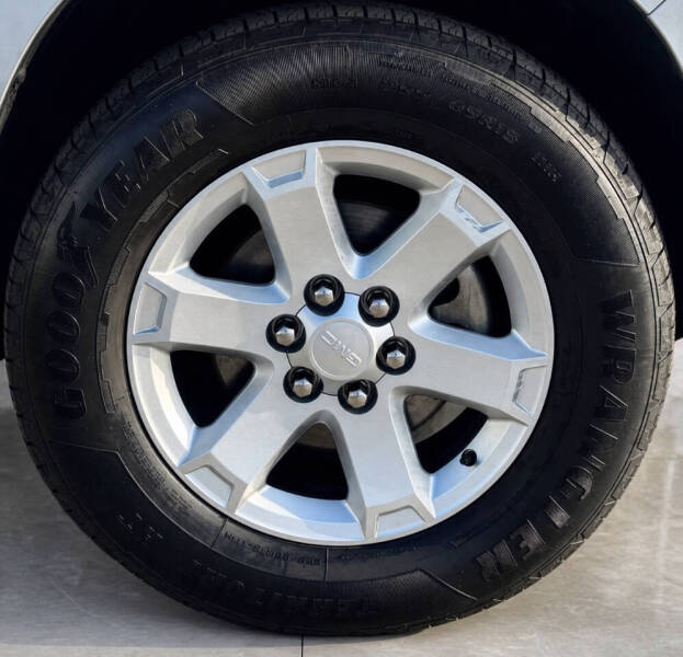 2016 GMC Acadia SLE-1