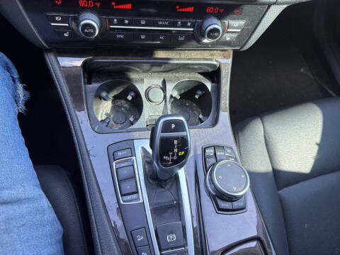 2016 BMW 5 Series 528i xDrive