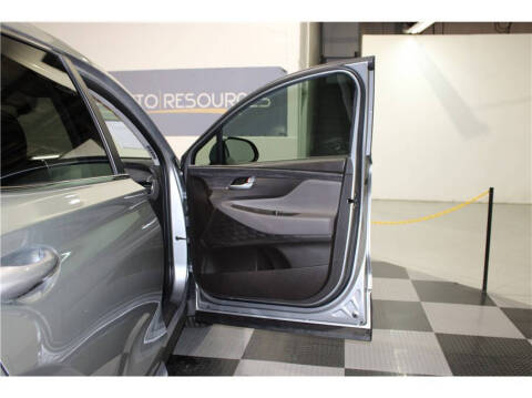 2020 Hyundai Santa Fe SE