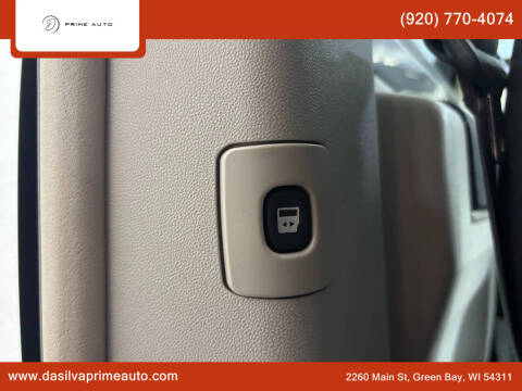 2012 Volkswagen Routan