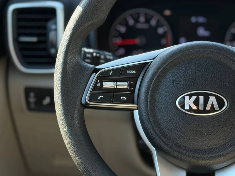 2022 Kia Sportage LX