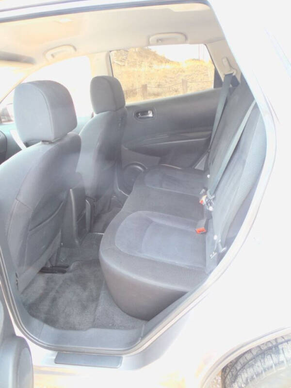 2015 Nissan Rogue Select S - Photo 7