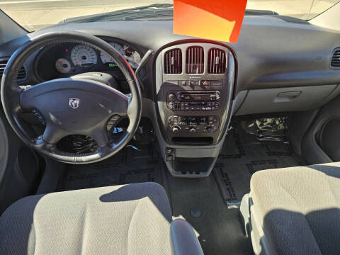 2005 Dodge Grand Caravan SXT
