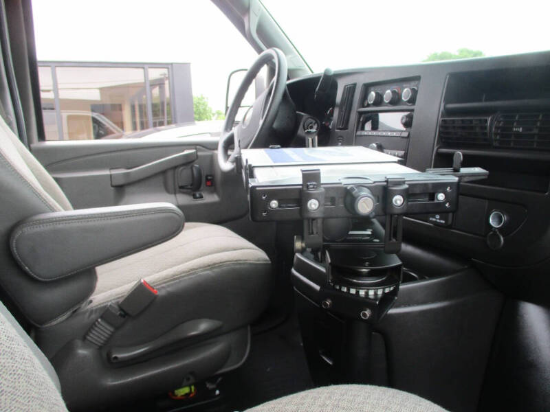 2021 Chevrolet Express 2500