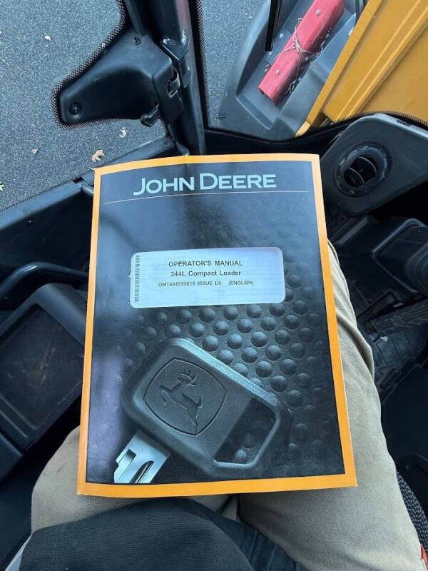 2021 John Deere 344L