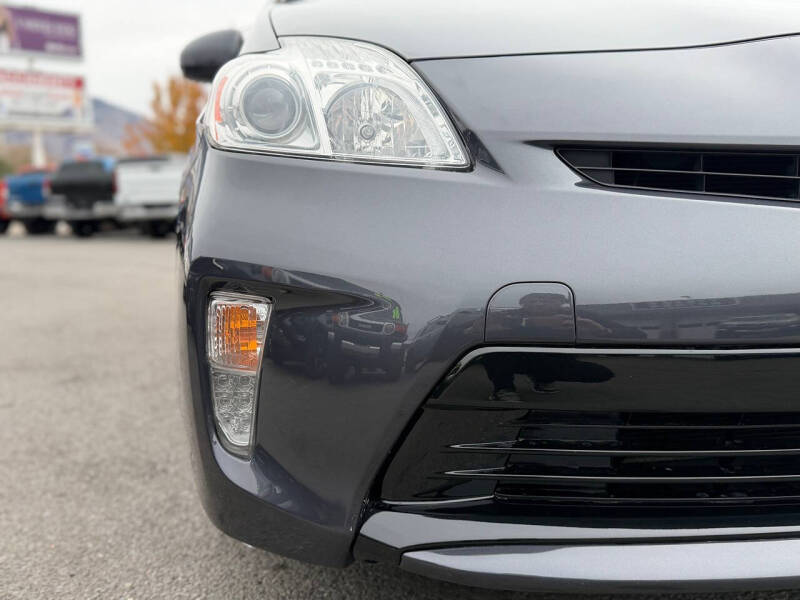 2012 Toyota Prius Two