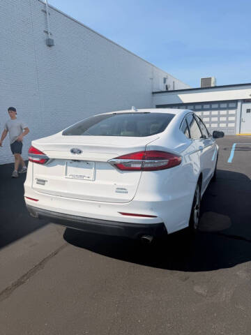 2019 Ford Fusion SEL