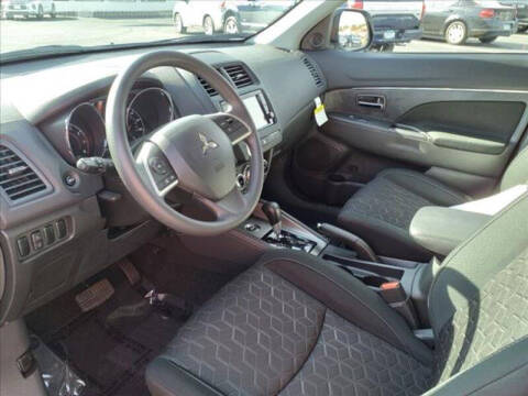 2024 Mitsubishi Outlander Sport ES