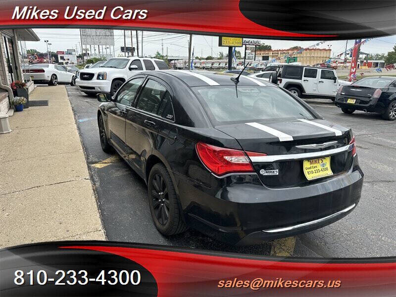 2013 Chrysler 200 Touring