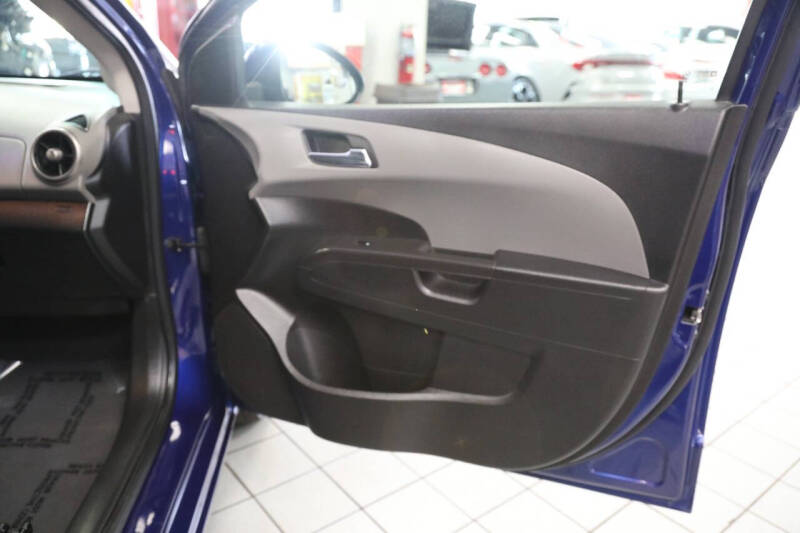 2014 Chevrolet Sonic LT Auto