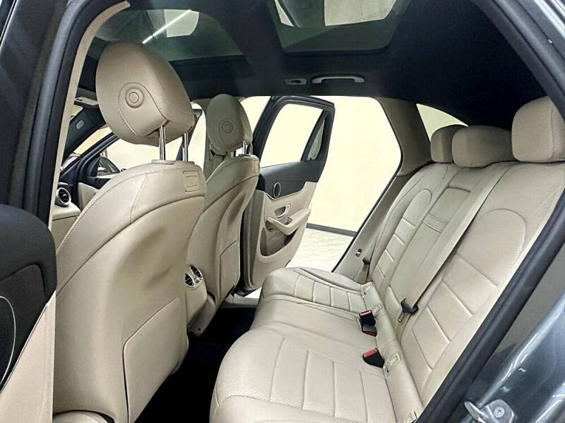 2018 Mercedes-Benz GLC GLC 300