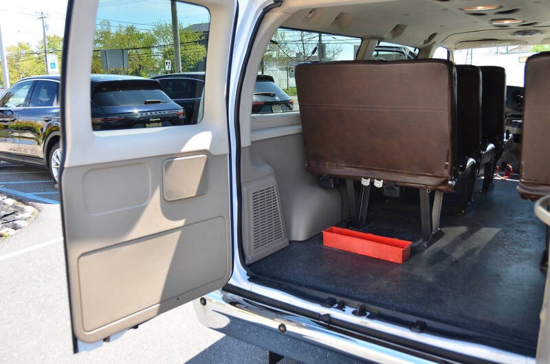2008 Ford E-Series E-150 XLT