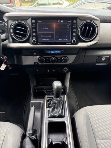 2022 Toyota Tacoma SR5 V6