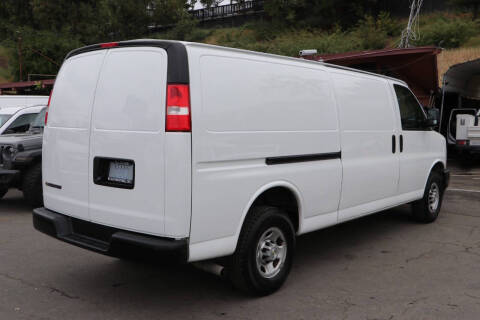 2023 Chevrolet Express 2500