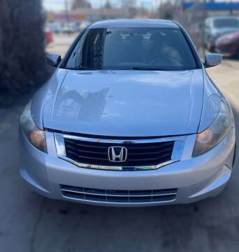 2009 Honda Accord for sale at Queen Auto Sales in Denver CO