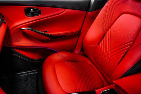 2021 Aston Martin DBX