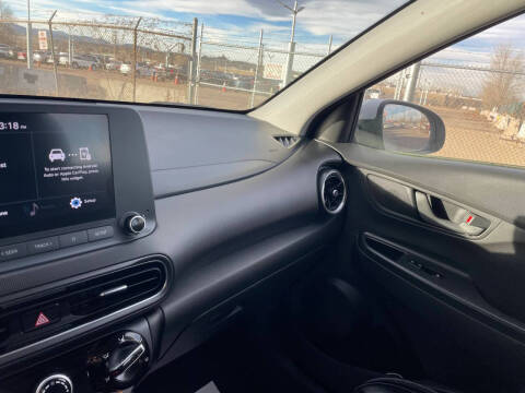 2023 Hyundai Kona SE