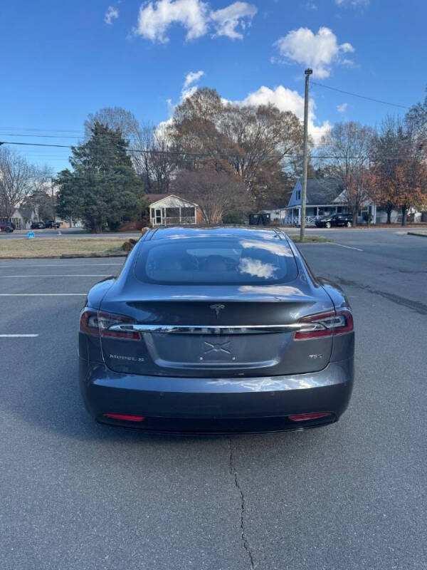 2016 Tesla Model S 75D