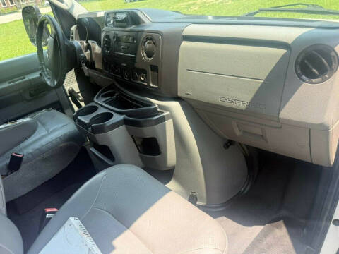 2011 Ford E-Series E-350 SD