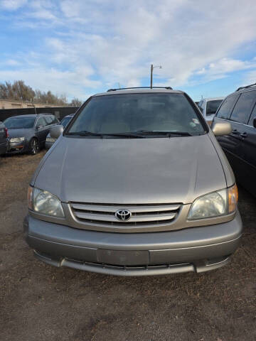 2002 Toyota Sienna LE