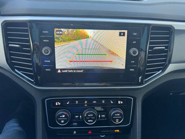 2022 Volkswagen Atlas Cross Sport V6 SEL Premium R-Line 4Motion