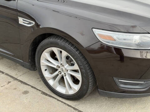 2013 Ford Taurus SEL