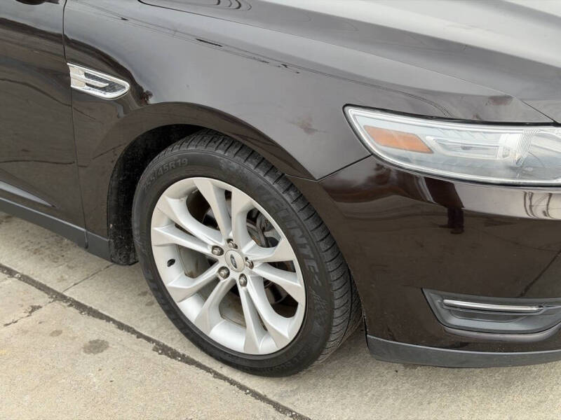 2013 Ford Taurus SEL