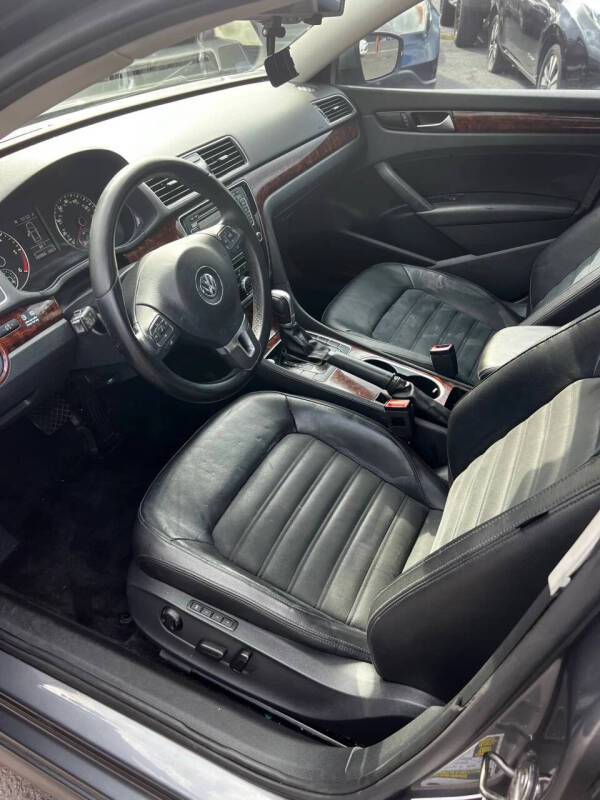 2013 Volkswagen Passat TDI SEL Premium