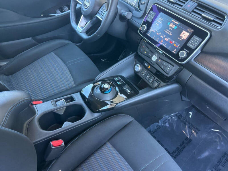 2024 Nissan LEAF SV PLUS