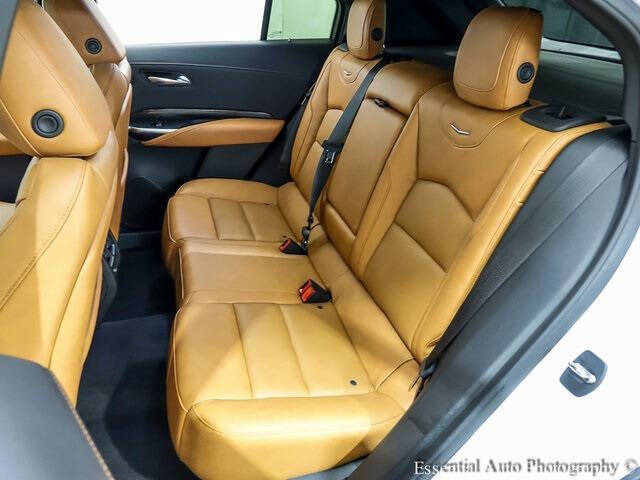 2022 Cadillac XT4 Premium Luxury