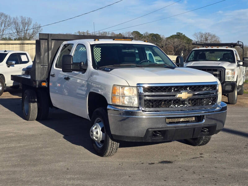 2011 Chevrolet Silverado 3500HD CC