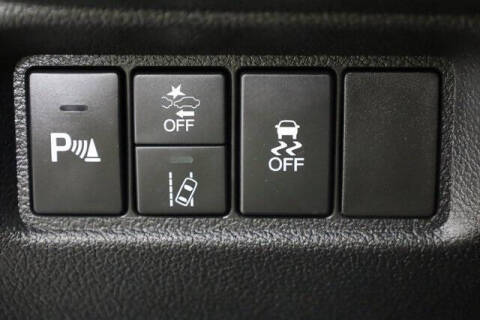 2019 Honda Pilot Touring w/Rear Captain's Chairs